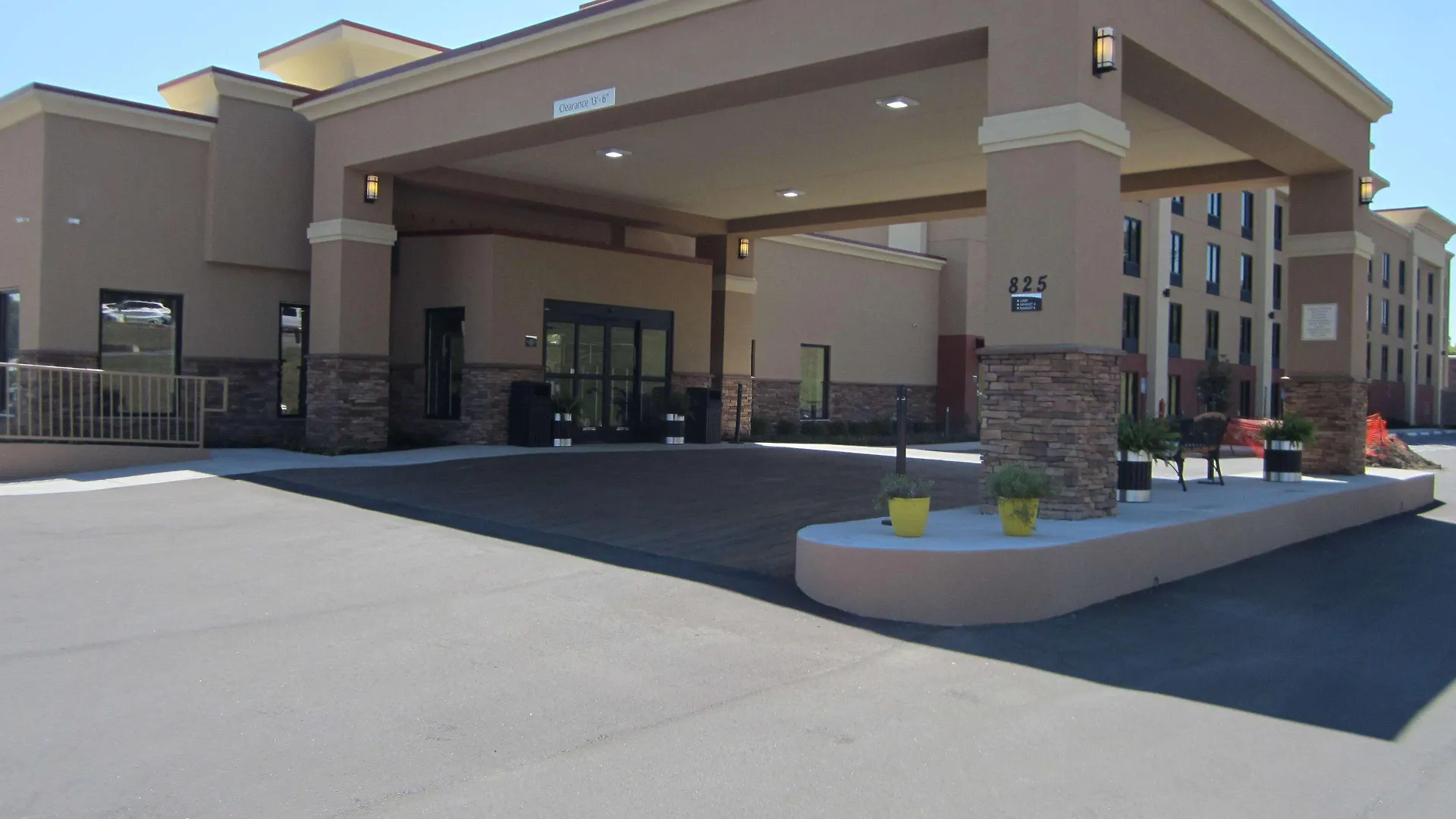 Best Western Plus Sunrise Inn Nashville