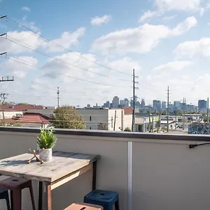 Cozy & Convenient 1 Bedroom Apt! Minutes To Downtown! Nashville